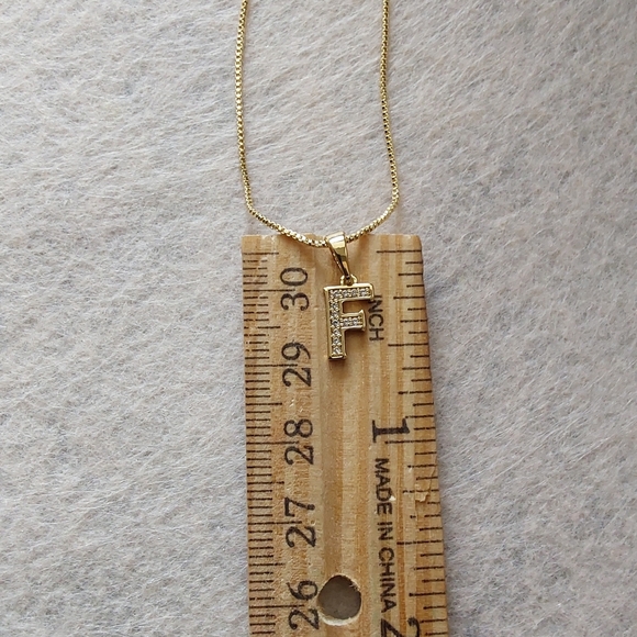 14k Gold Plated Initial 'F' Pendant Necklace - Picture 3 of 3